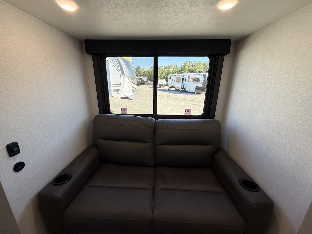 2027 JAYCO EAGLE 355MBQS - Image 40