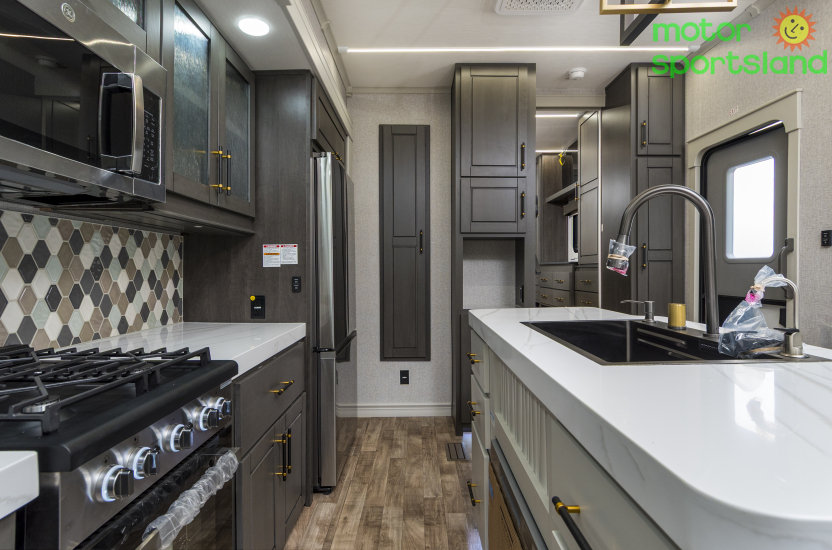 2025 CrossRoads Redwood RW415RD - Image 22