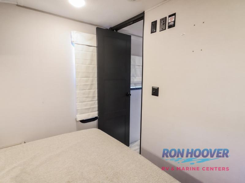 2024 FOREST RIVER 31HB - Image 19