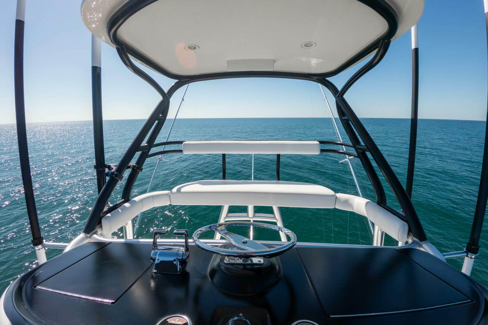 2013 Viking 76 Convertible - Image 91