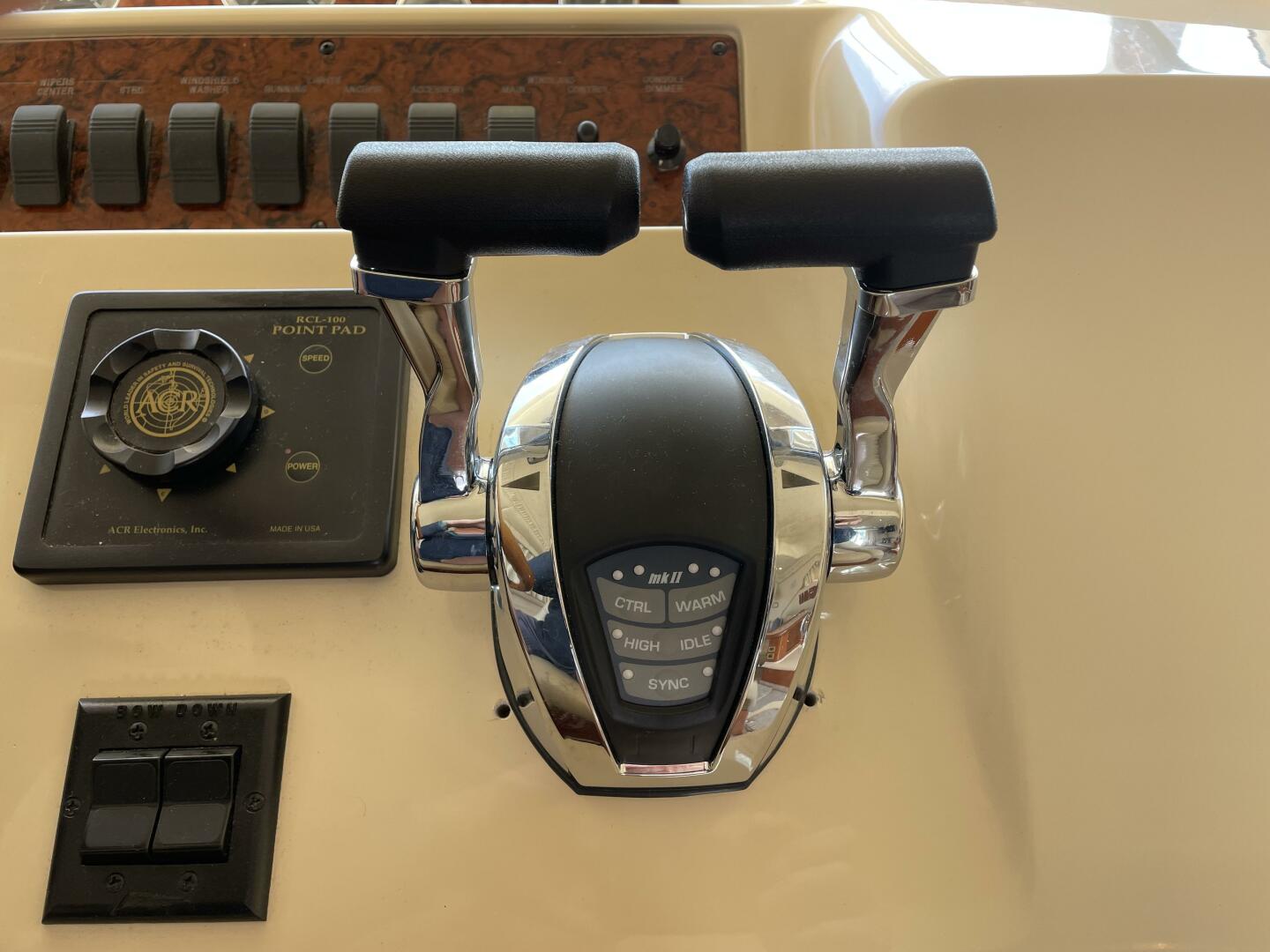 2000 Sea Ray 400 Sedan Bridge - Image 56