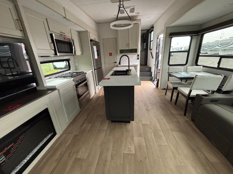 2026 Grand Design Influence 3003RL - Image 8
