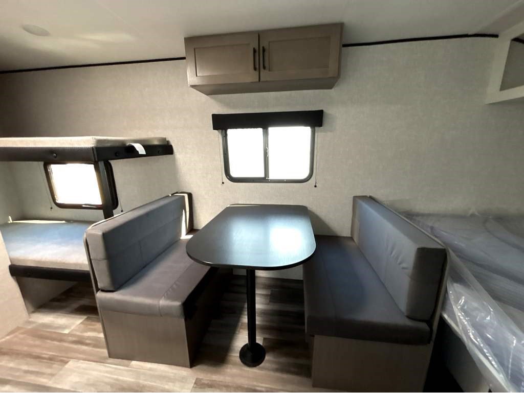 2026 JAYCO JAY FEATHER AIR 17BHSL - Image 9