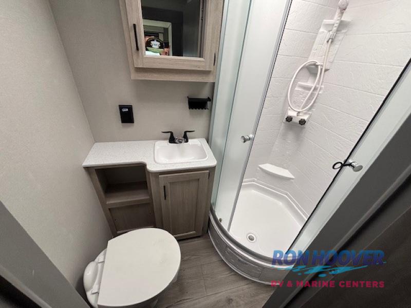 2026 COACHMEN CATALINA 343BHTSLE RHB - Image 17