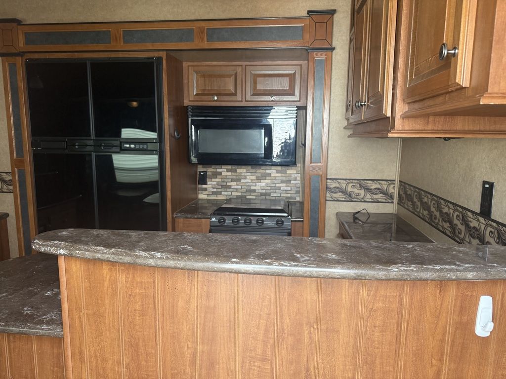 2013 Jayco 361 REQS - Image 5