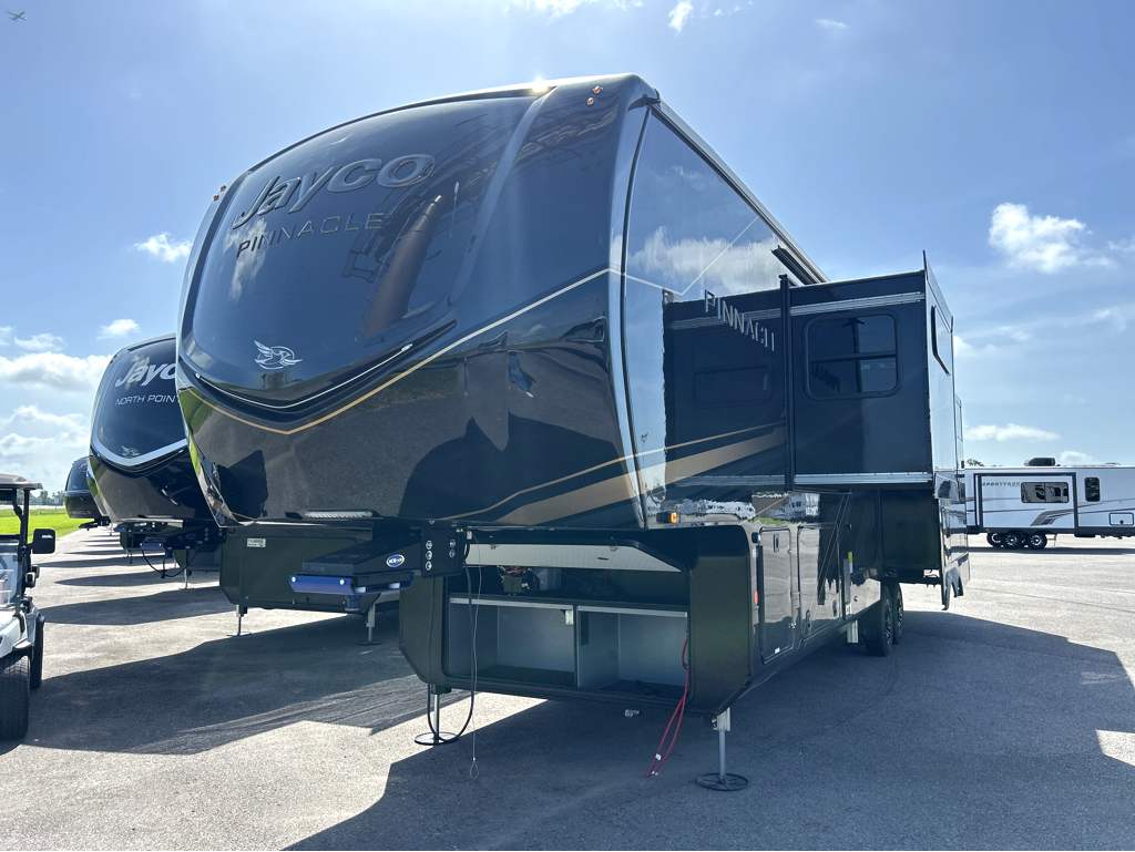 2026 JAYCO PINNACLE 36FBTS - Image 2