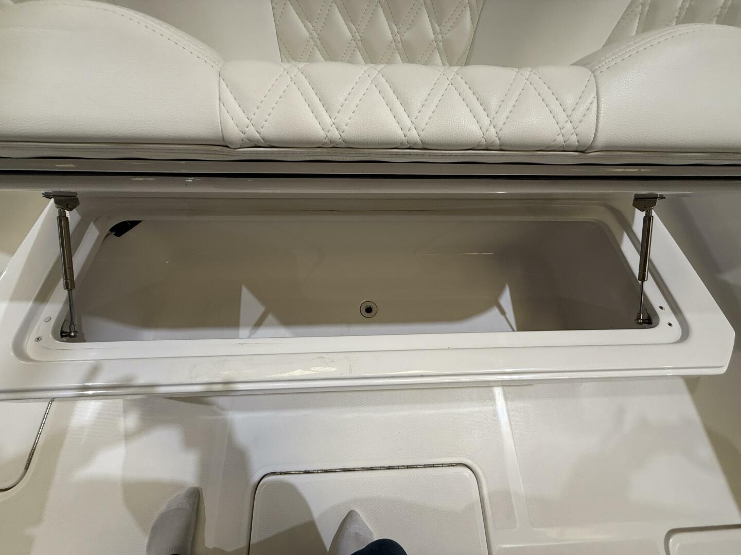 2022 Invincible 39 Open Fisherman - Image 30