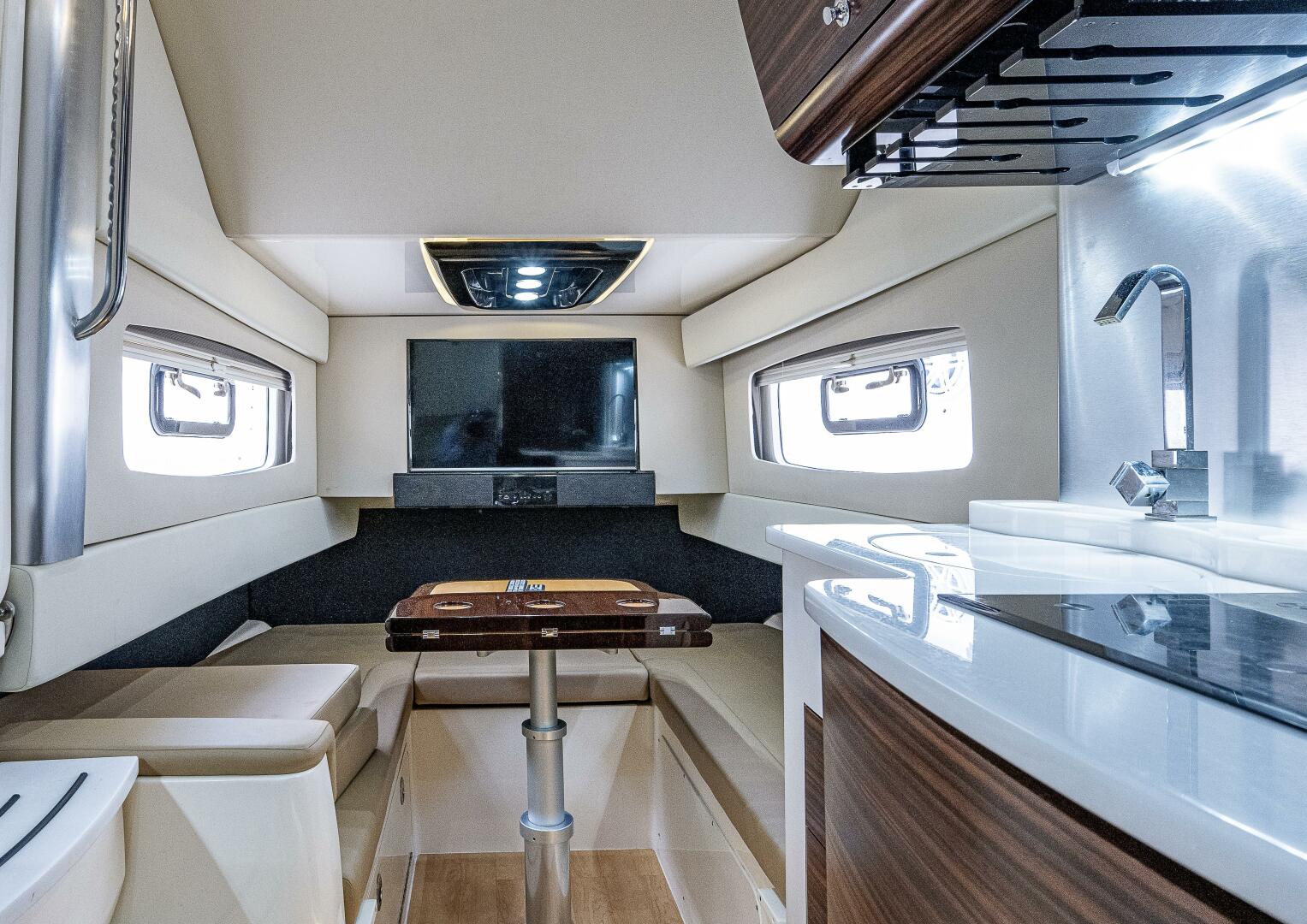 2019 Scout 420 Lxf Base - Image 5
