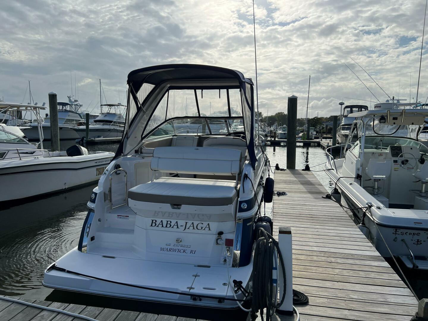 2017 Regal 28 Express - Image 5
