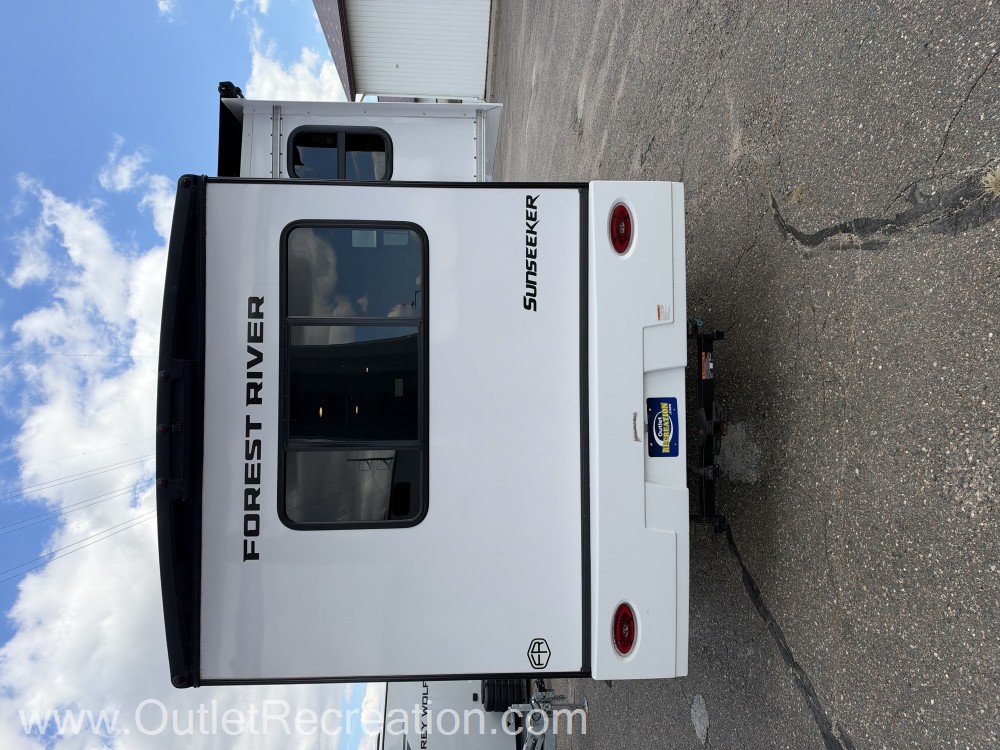 2025 Forest River Sunseeker 3010DS - Image 6