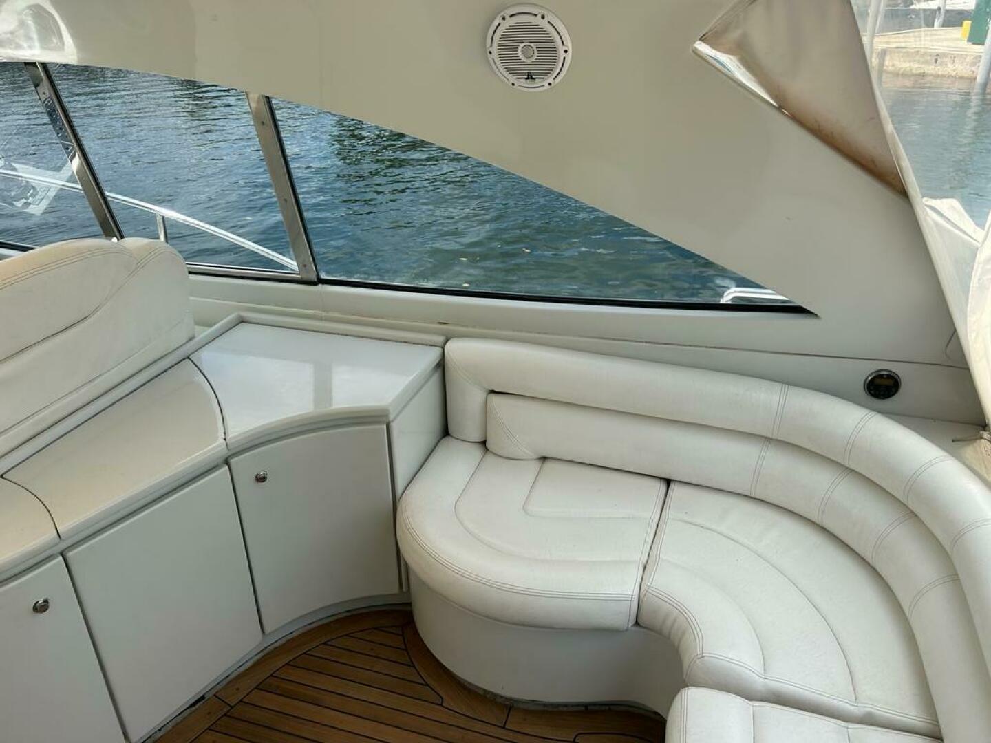 1999 Pershing 54 - Image 9