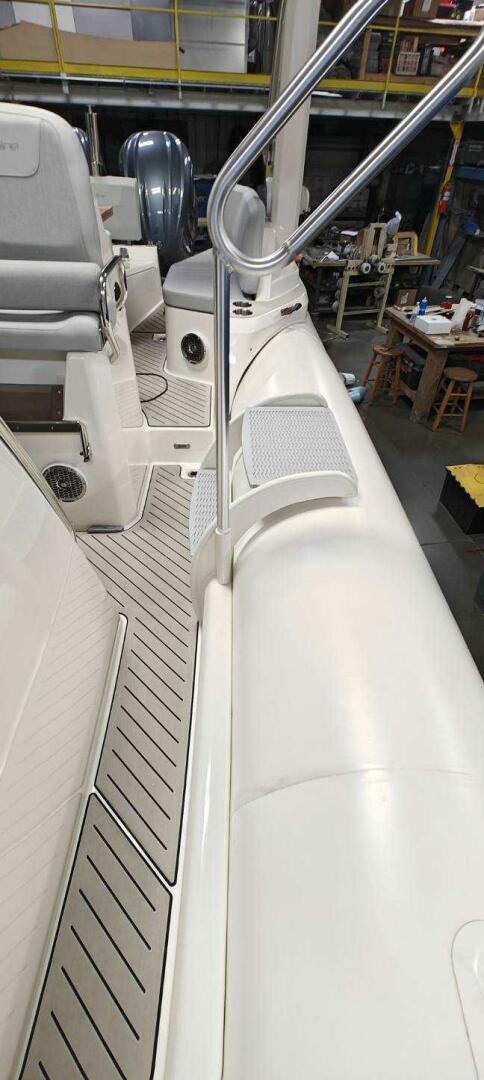 2024 Zodiac Medline 9 NEO - Image 71