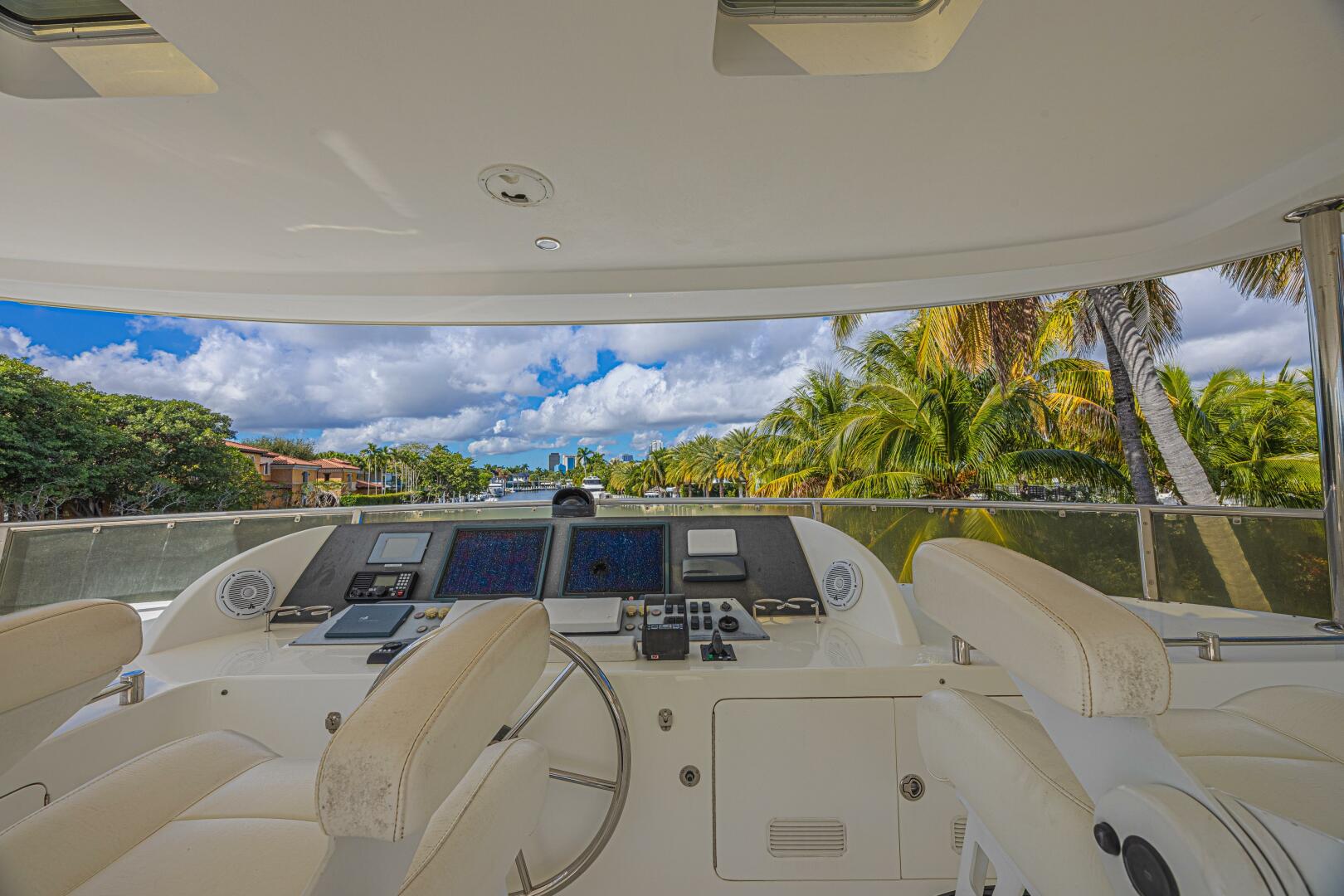 2010 Ocean Alexander 74 Motoryacht - Image 15