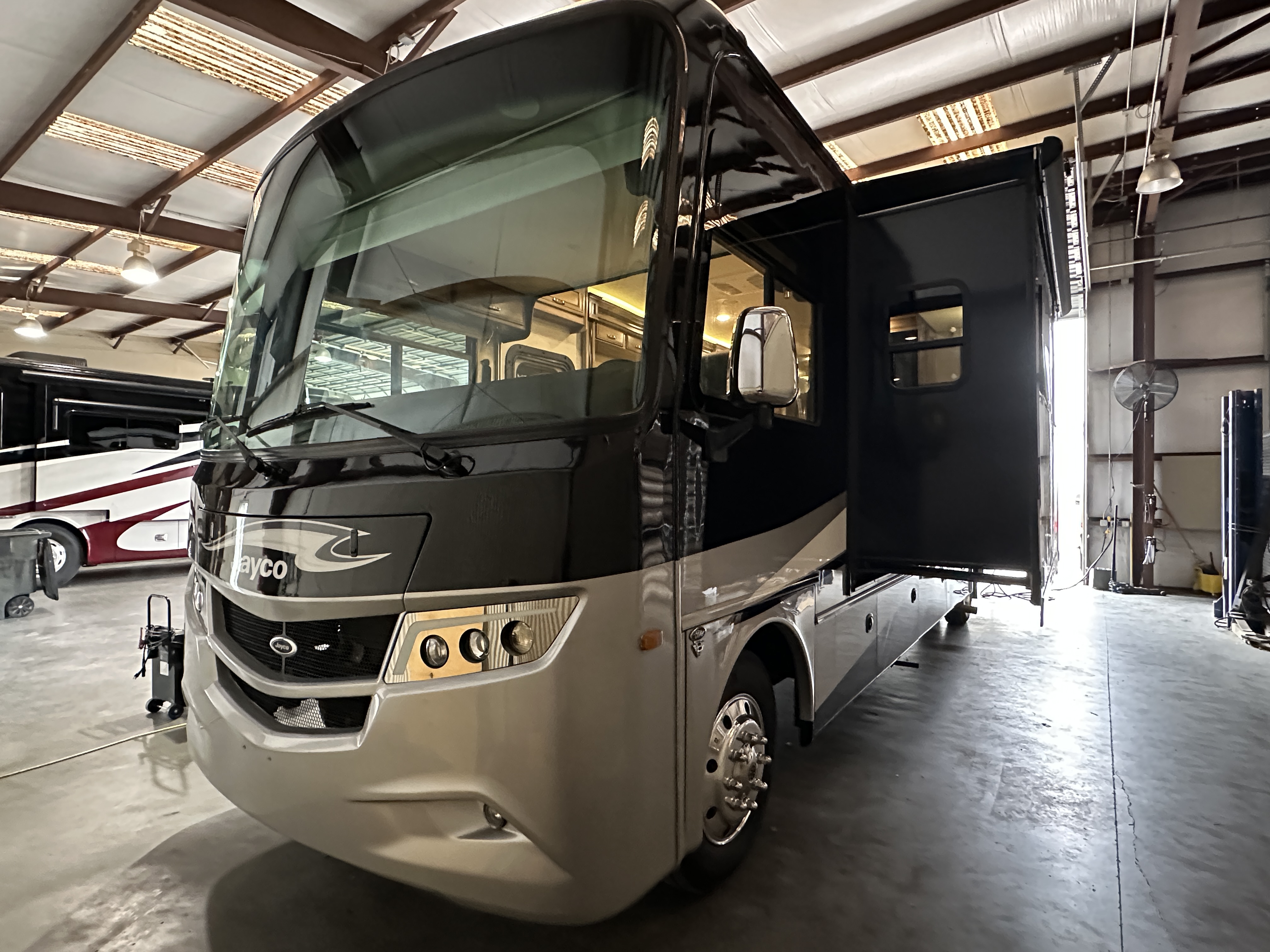 2021 JAYCO PRECEPT 36H - Image 3