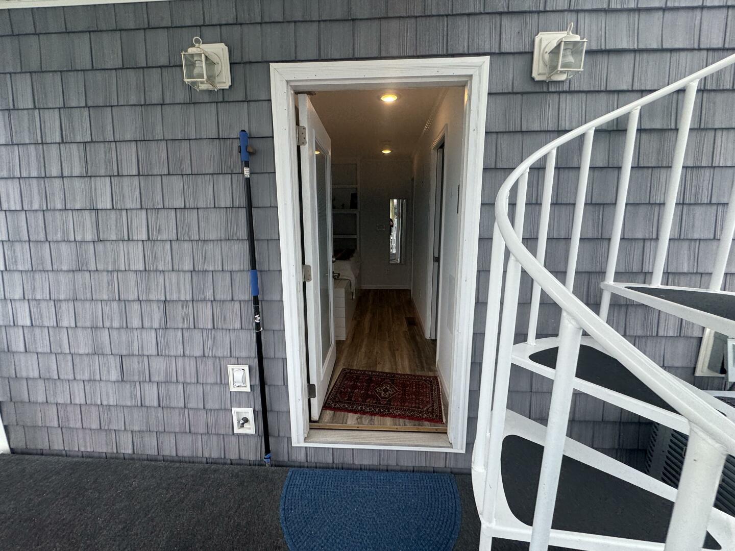 2019 Harbor Home Cozy Cottage 52' x 16' Tiny Boat - Image 59