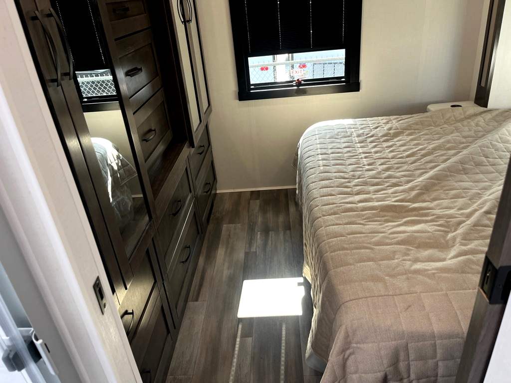2026 JAYCO PRECEPT 31UL - Image 23