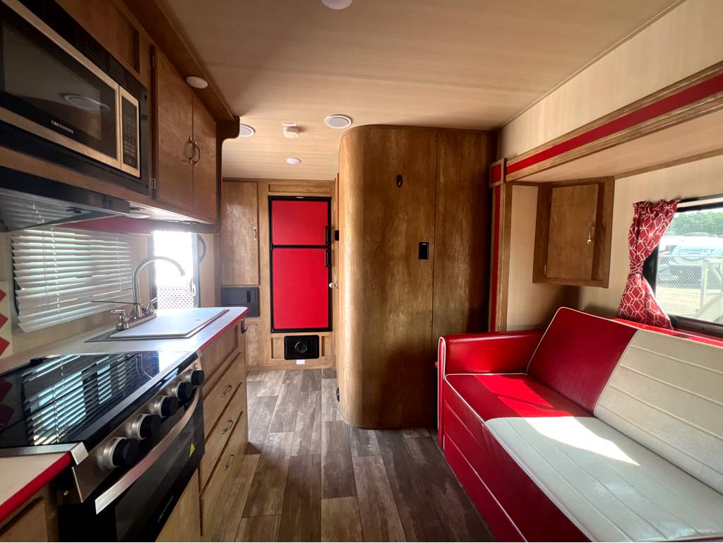 2022 GULF STREAM VINTAGE CRUISER 19CSK - Image 6