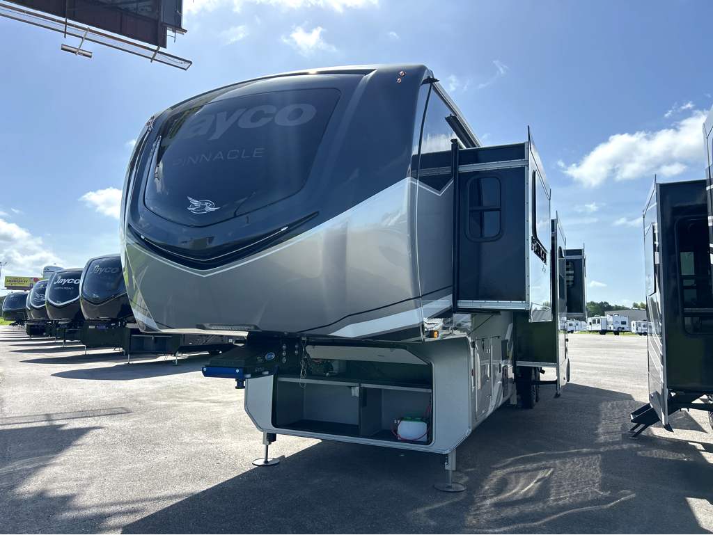 2026 JAYCO PINNACLE 39FLOK - Image 2
