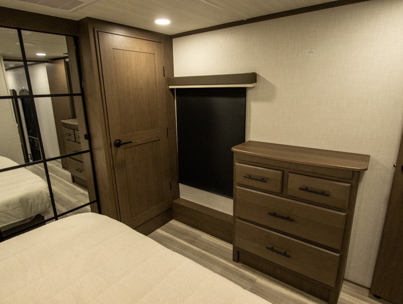 2026 Keystone Cougar 350LLK - Image 20