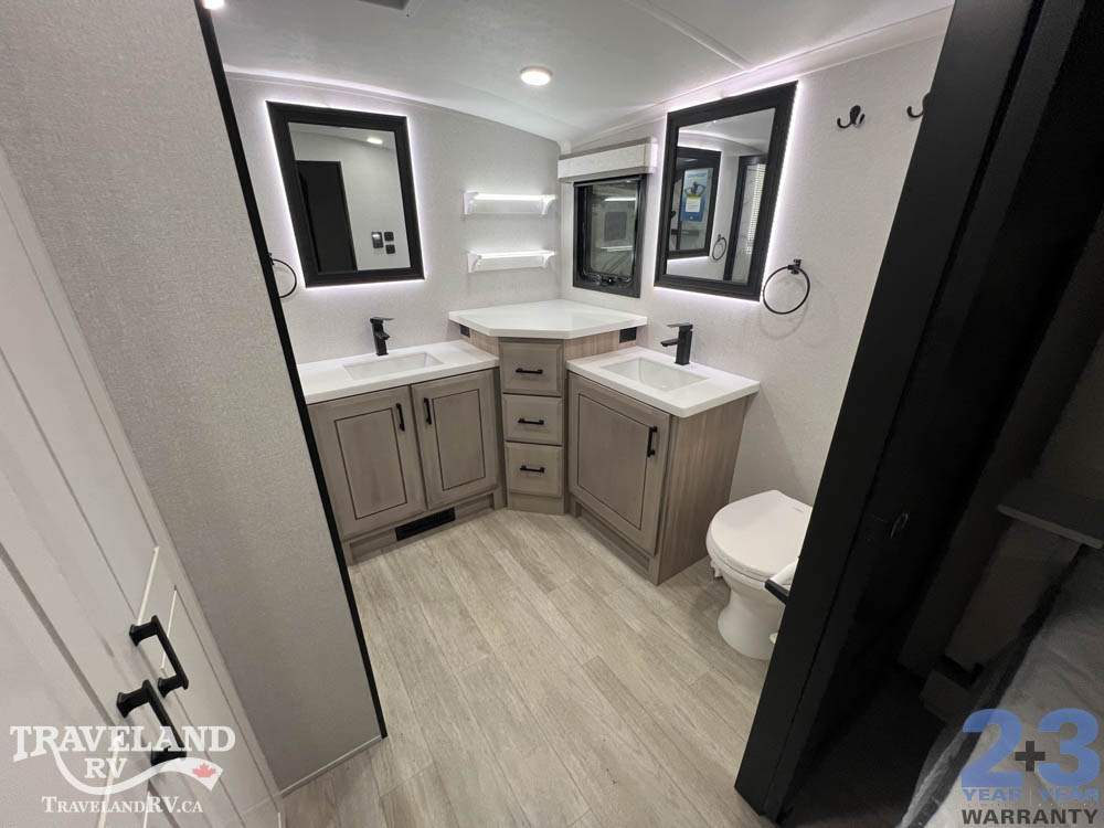 2026 Jayco Pinnacle 39FLOK - Image 25