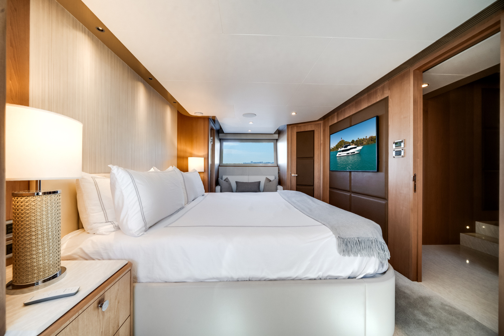 2025 Ocean Alexander 28L - Image 29