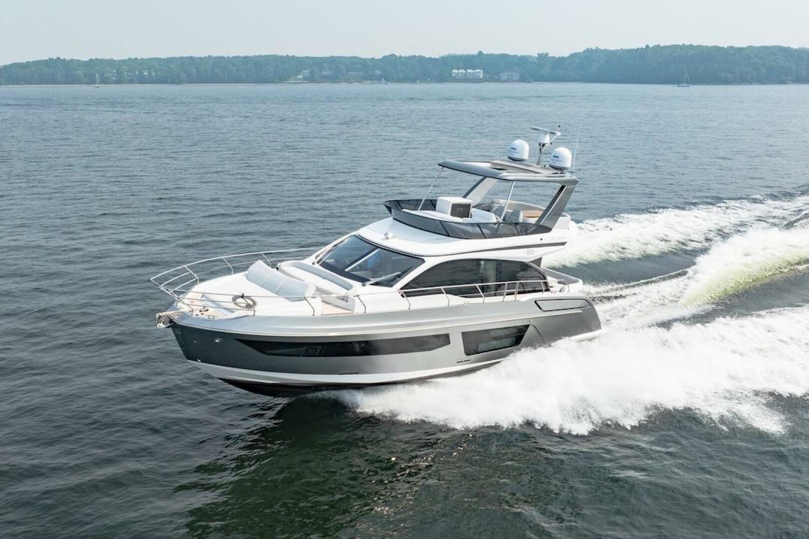 2023 Azimut Fly 53 - Image 17