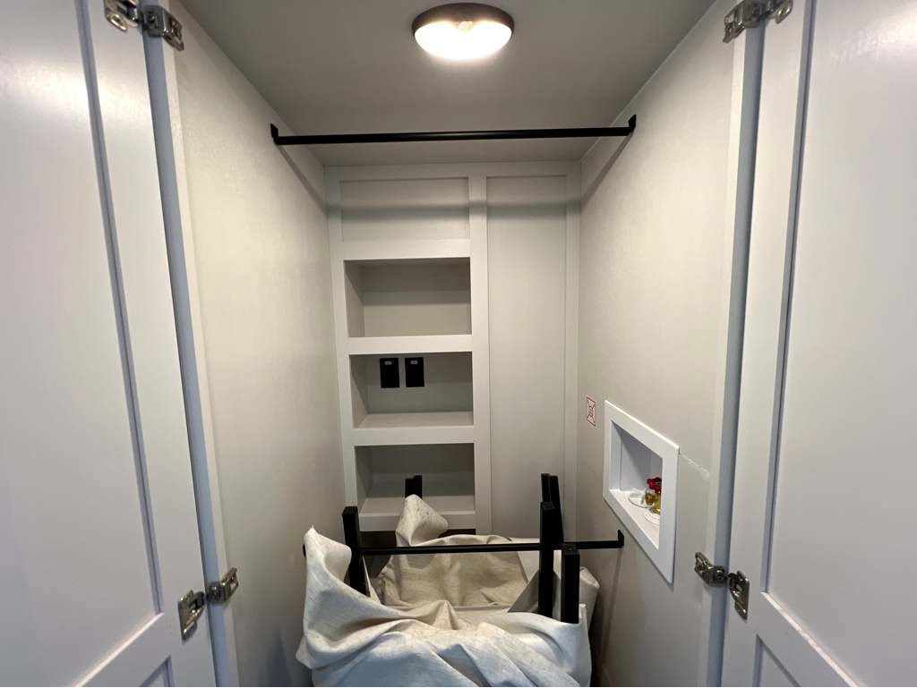 2025 JAYCO NORTH POINT 365RKTS - Image 23