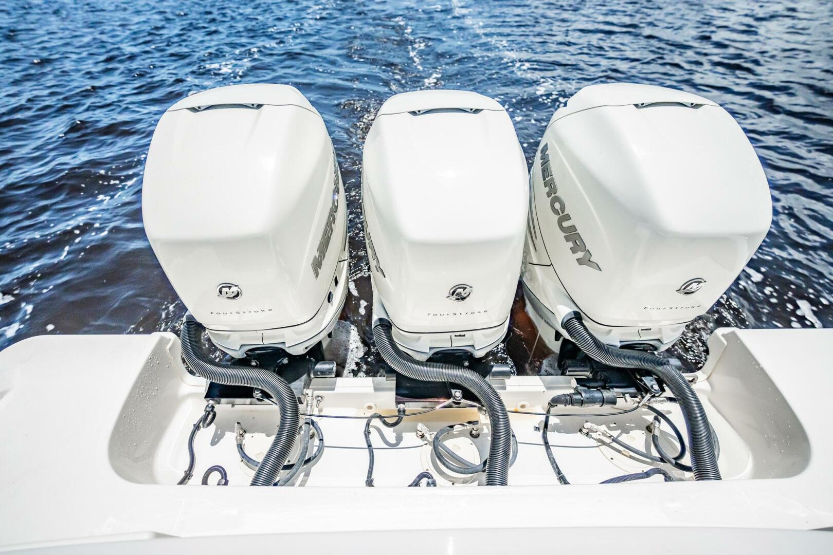 2018 Boston Whaler 380 Outrage - Image 46