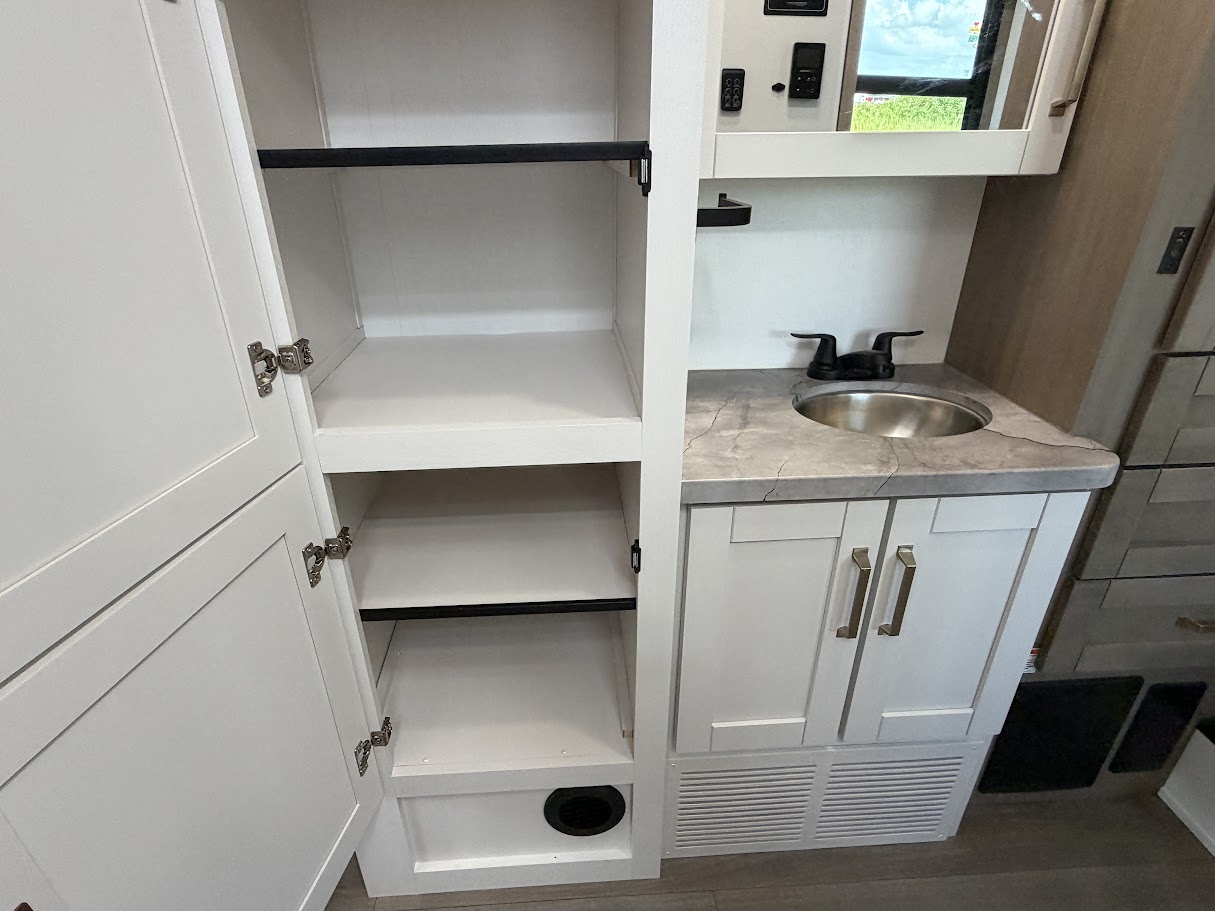 2027 JAYCO GREYHAWK 30Z - Image 30