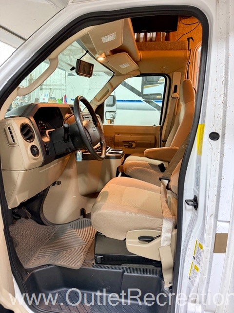 2012 Forest River Sunseeker 2300 - Image 3