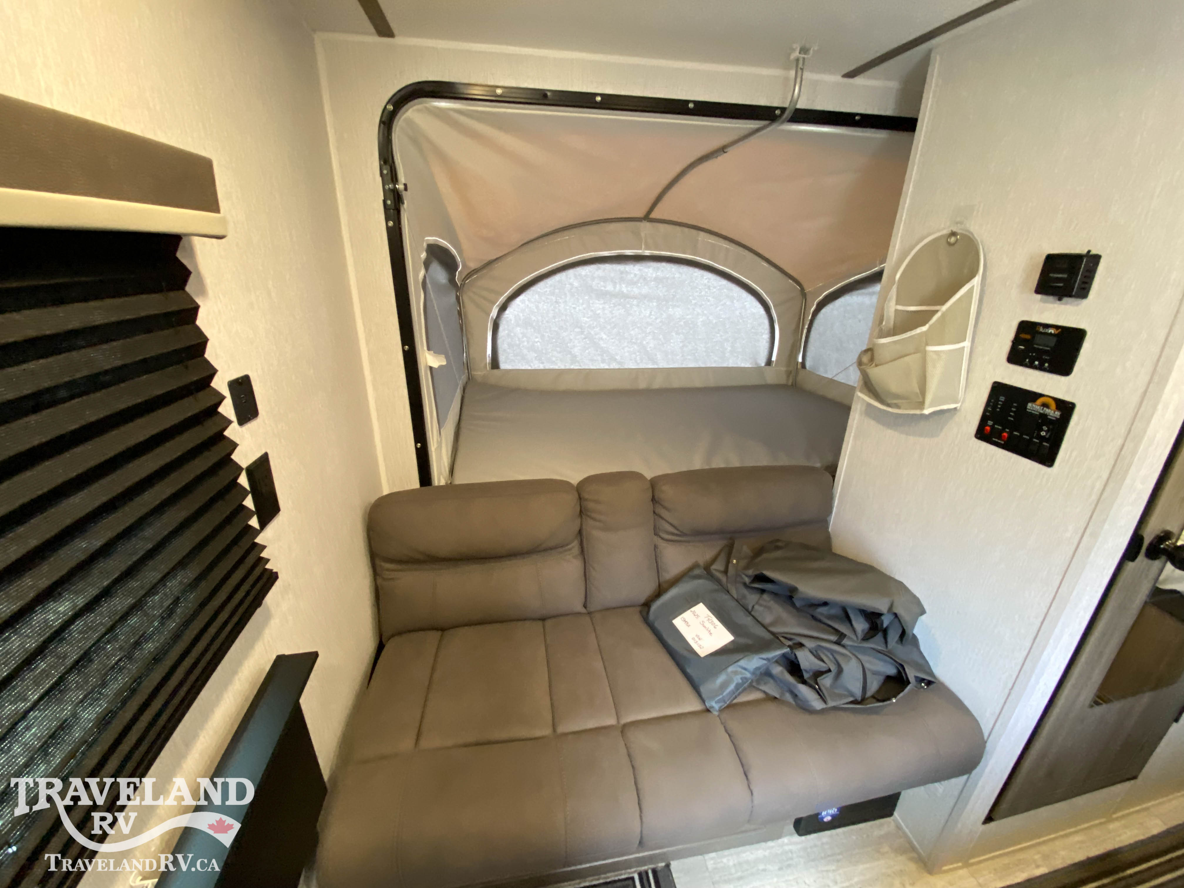 2025 SUNSET PARK RV SUN LITE 15MBX - Image 6