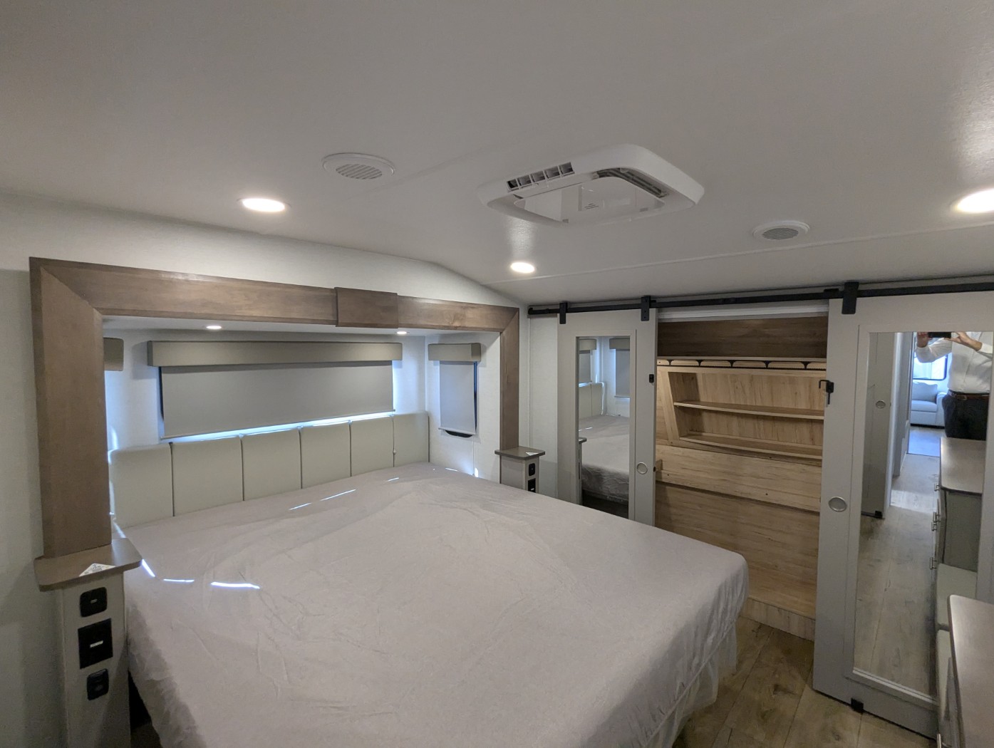 2026 Alliance RV Avenue 39MBR - Image 9