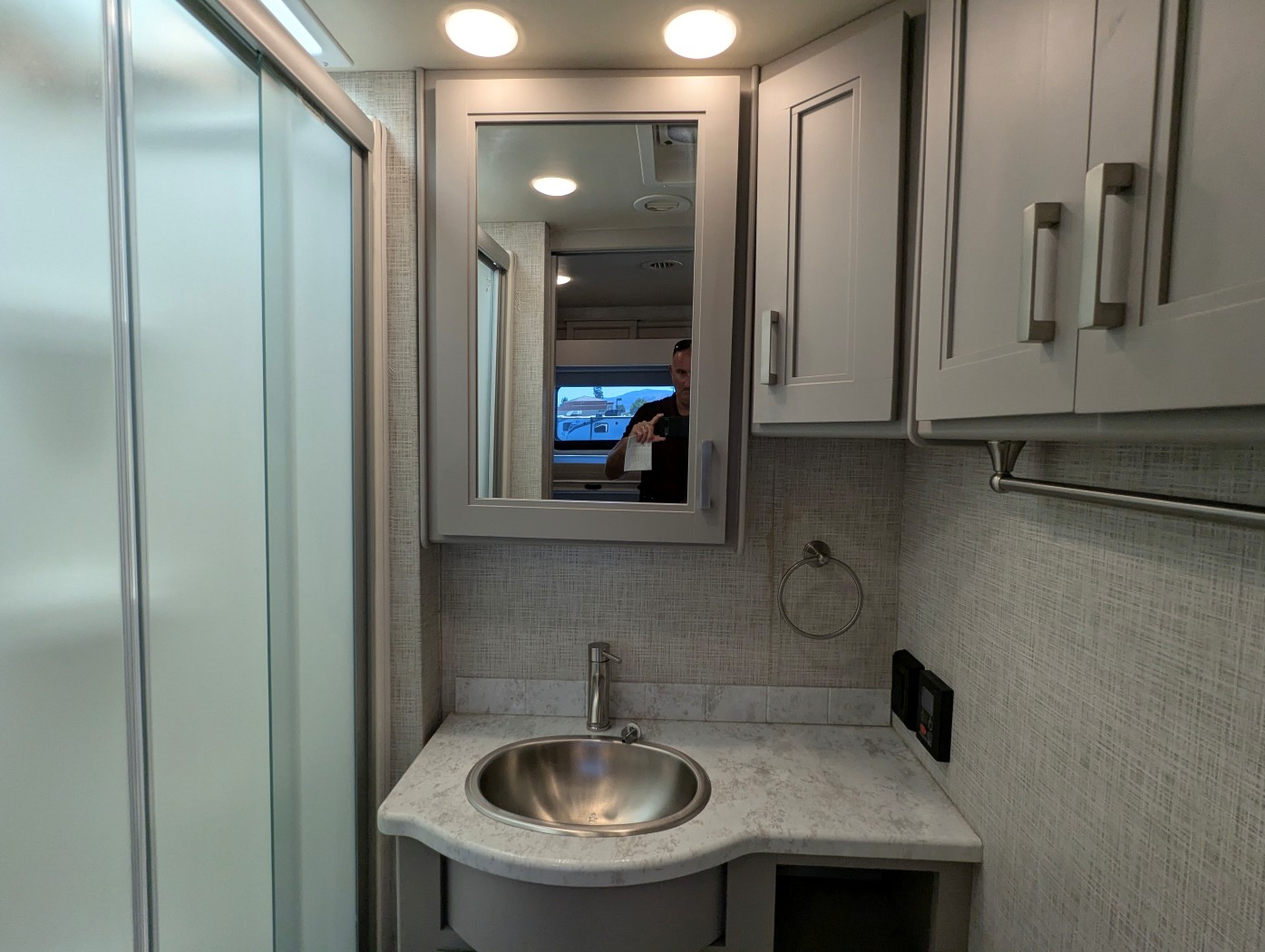 2023 Thor Motor Coach Challenger 37DS - Image 40