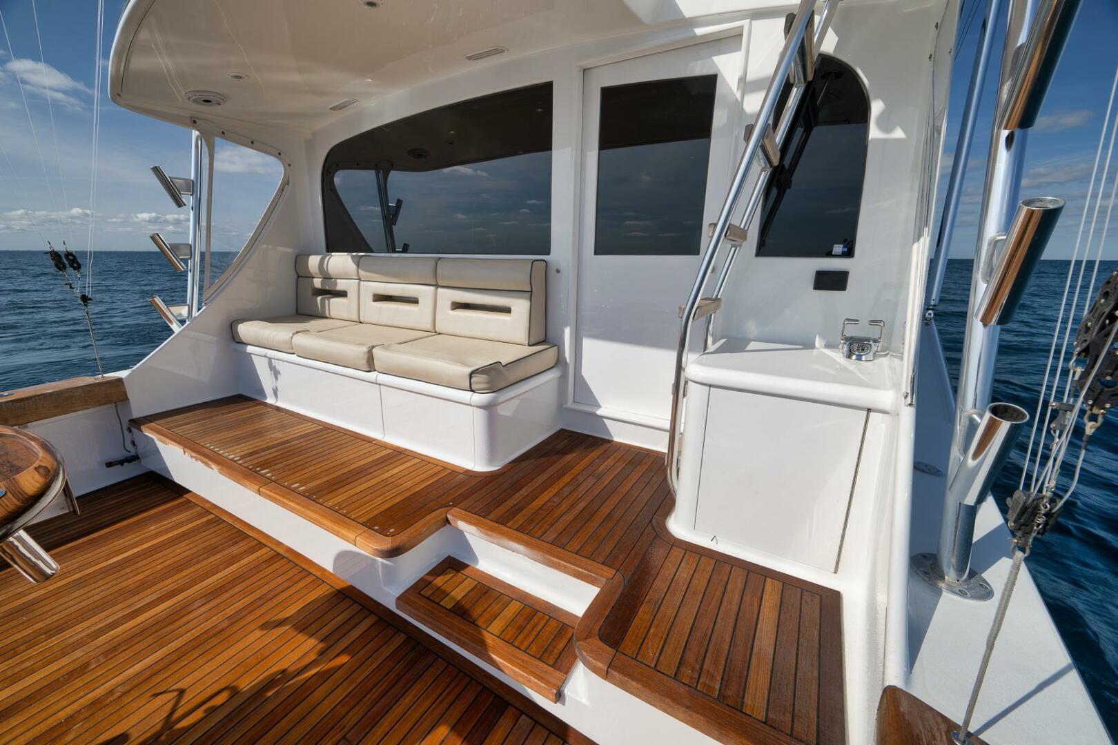 2002 Weaver 60 Convertible - Image 35