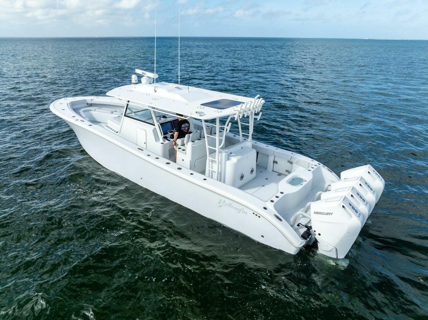 2024 Yellowfin 42 Offshore - Image 6