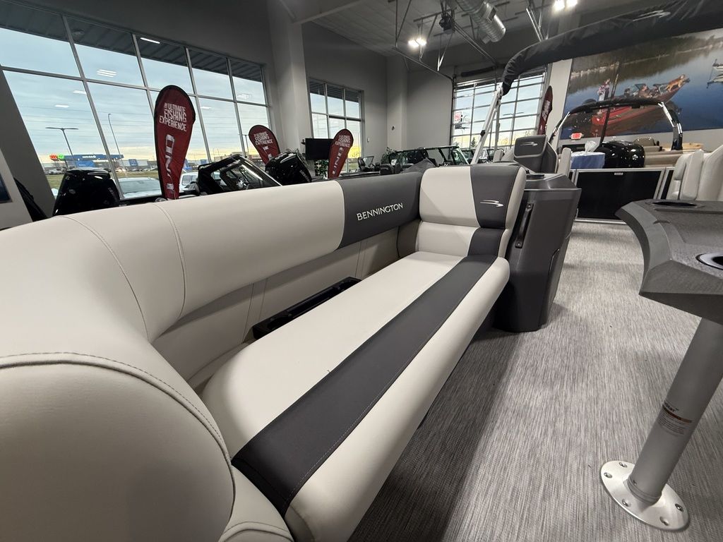 2026 Bennington 20SSR Pontoon - Image 7