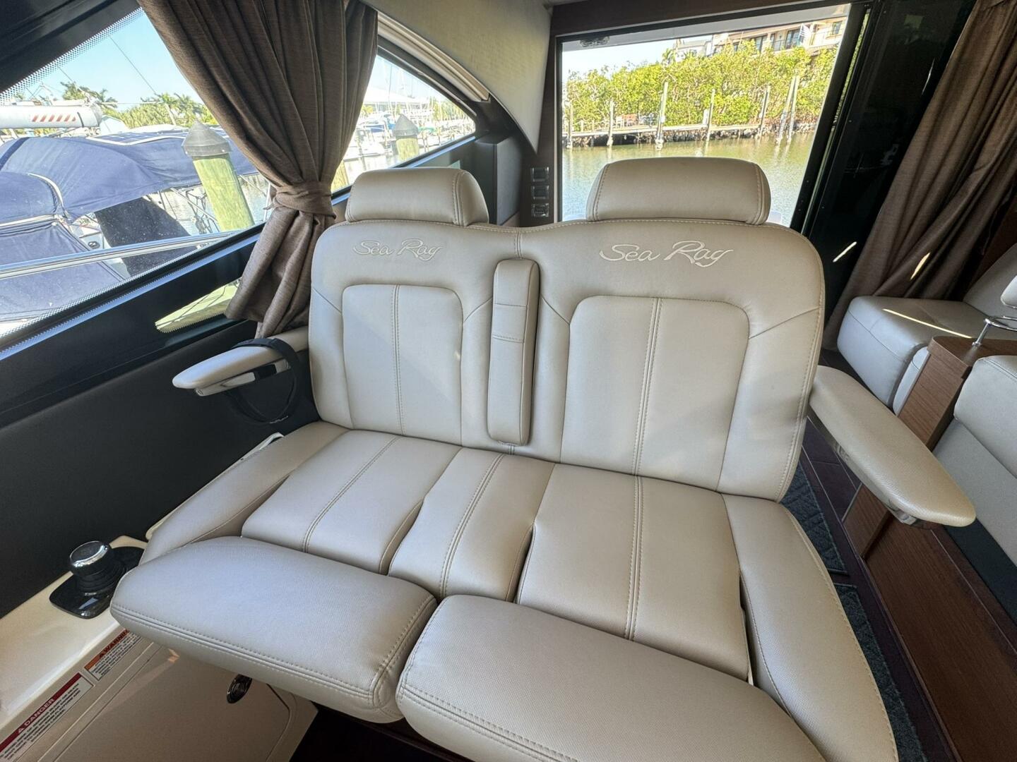 2016 Sea Ray 470 Sundancer - Image 6