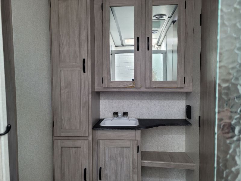 2023 Coachmen Northern Spirit Ultra Lite 2764RE - Image 17