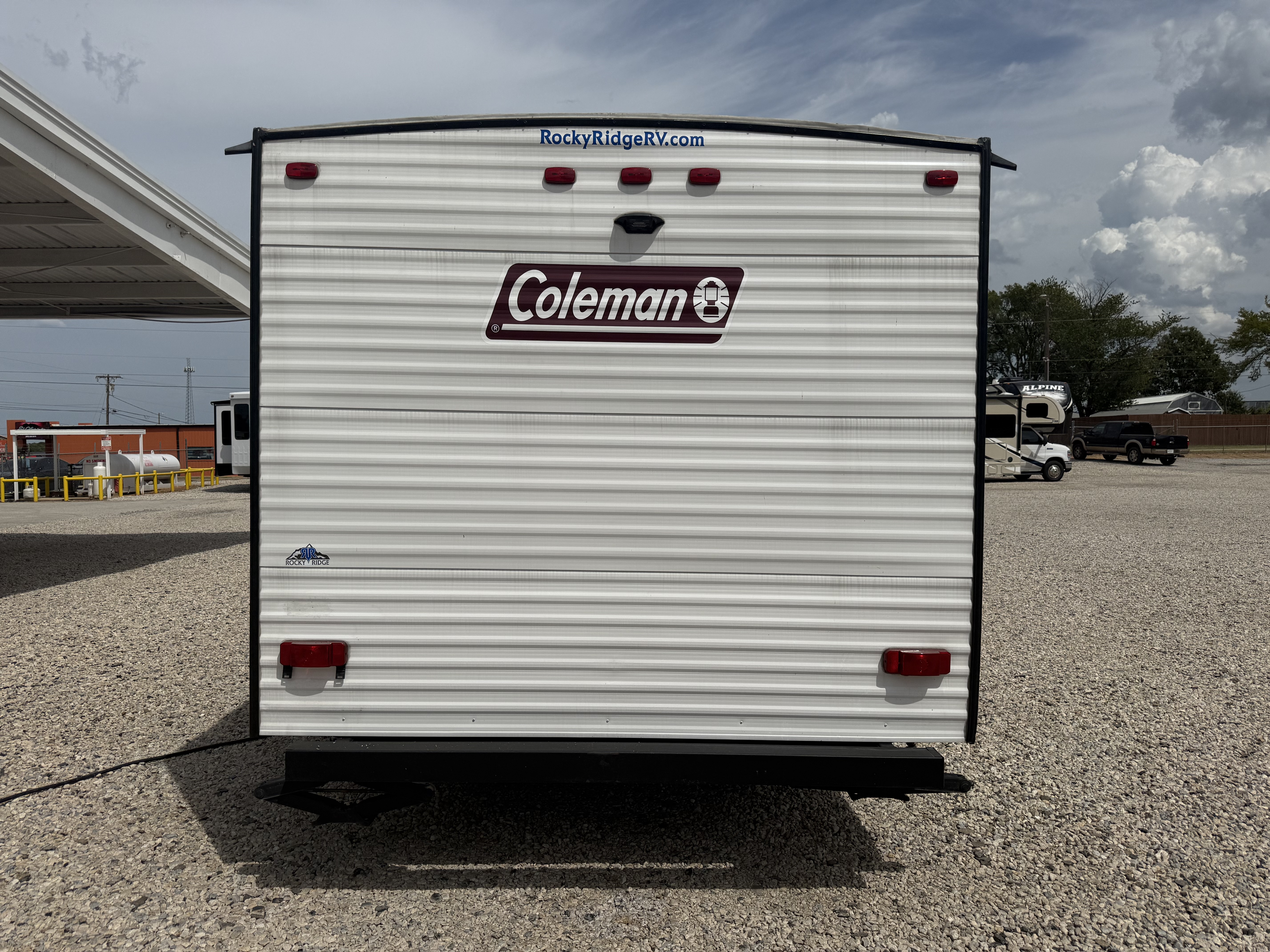 2024 Keystone COLEMAN LANTERN 17B - Image 6