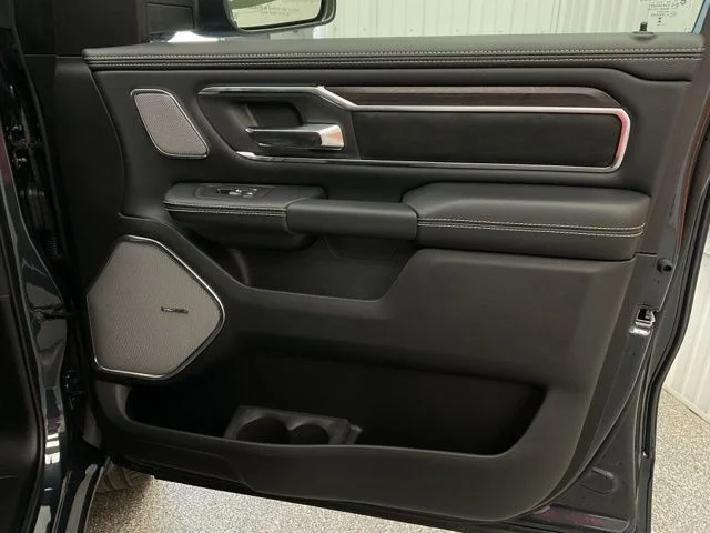 2026 Ram 1500 Laramie 4x4 Crew Cab 5'7" Box - Image 18