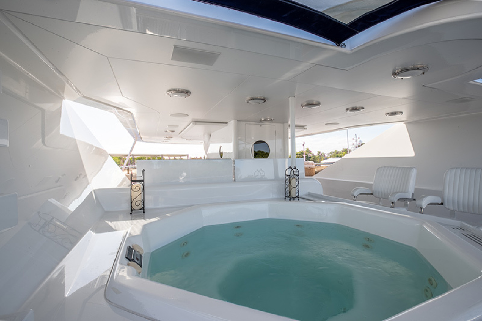 1992 Feadship Tri-Deck - Image 38