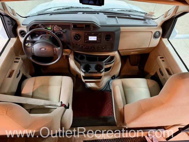 2012 Forest River Sunseeker 2300 - Image 12