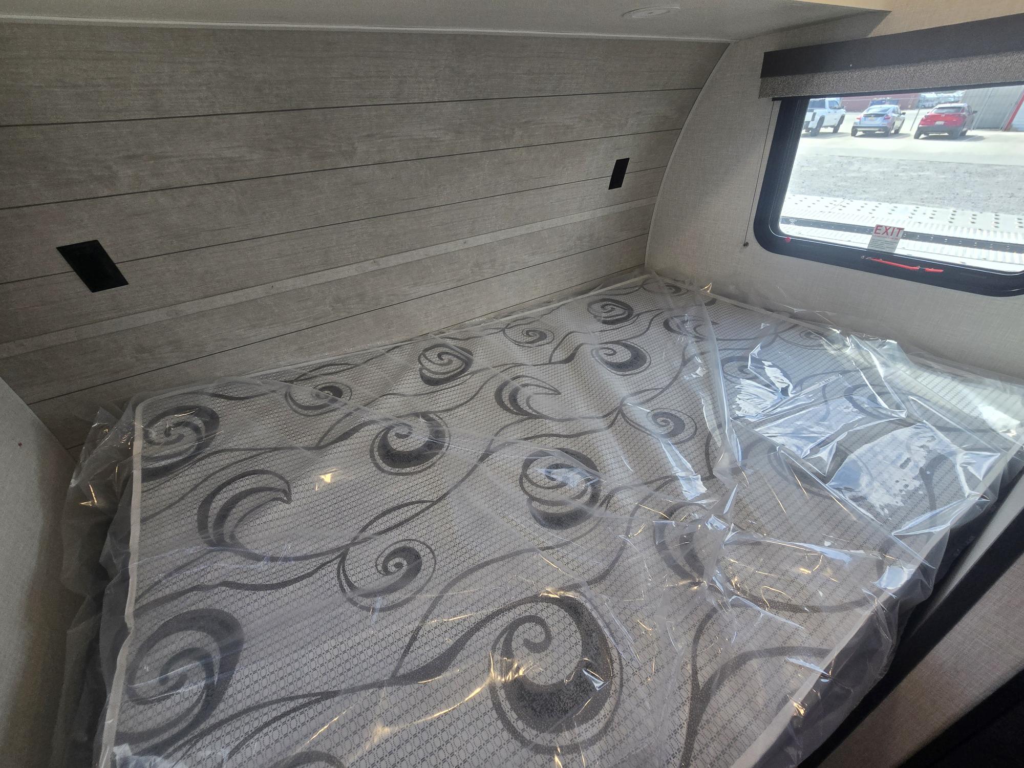 2026 VENTURE RV SIENNA 140VFD - Image 17