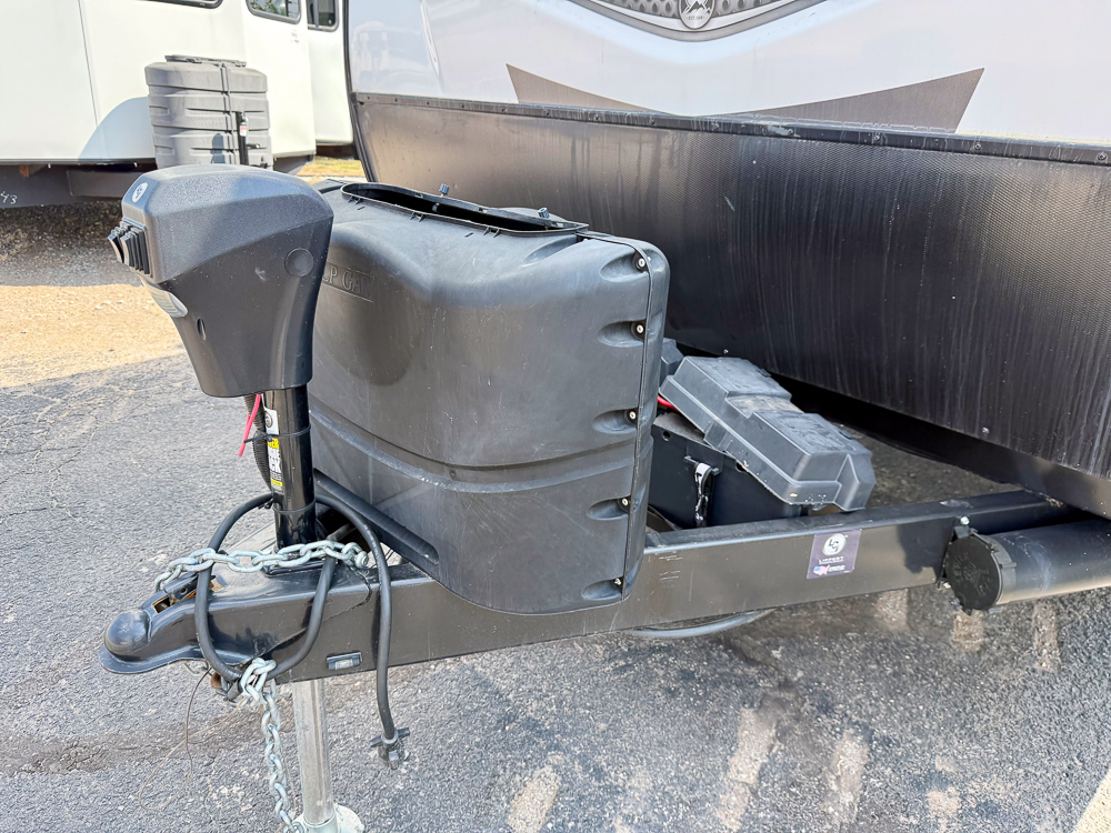 2022 CRUISER RV MPG ULTRA LITE TOY HAULER 2700 - Image 3