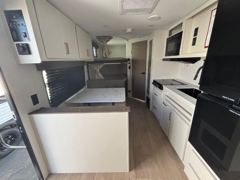 2026 Grand Design Transcend XPLOR 19BHX - Image 5