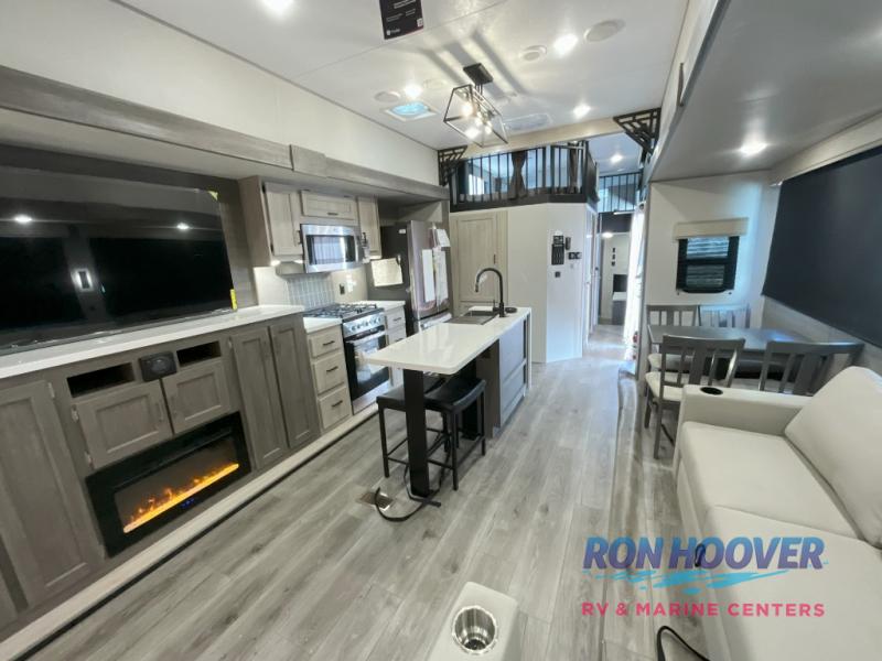 2026 COACHMEN 43CONDO - Image 3