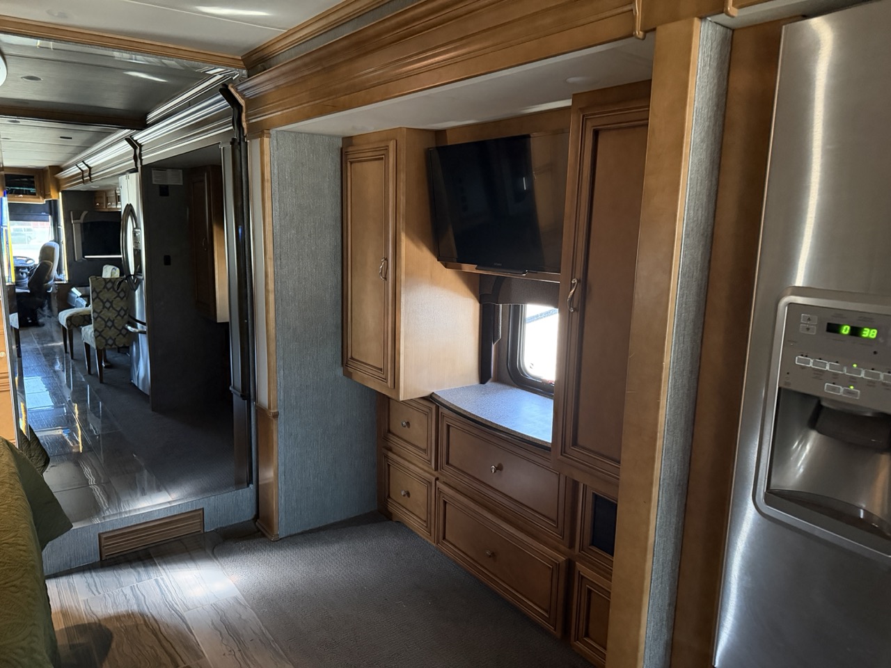 2015 Newmar Ventana 3636 - Image 12