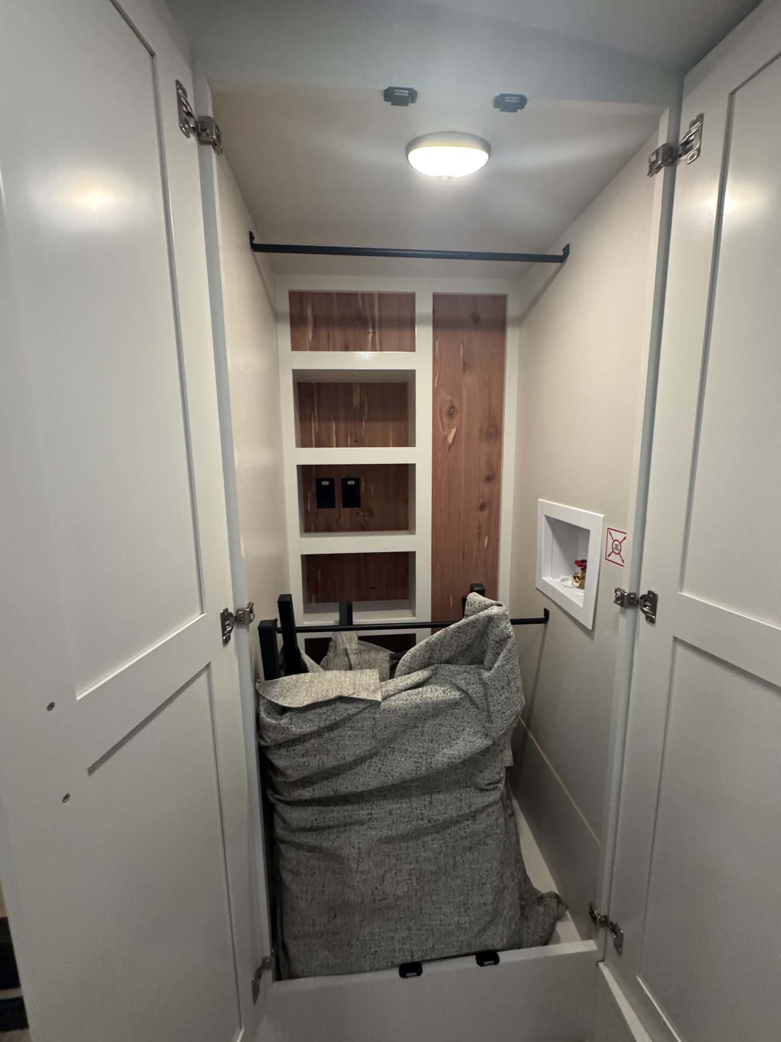 2027 JAYCO PINNACLE 32RLTS - Image 20