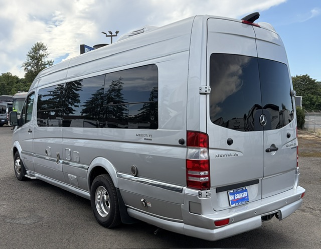 2019 Airstream Interstate Lounge EXT - Image 5