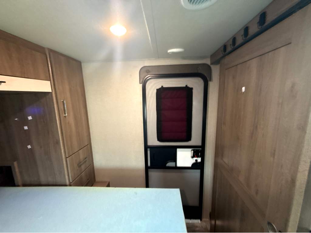 2023 GRAND DESIGN IMAGINE XLS 23LDE - Image 23